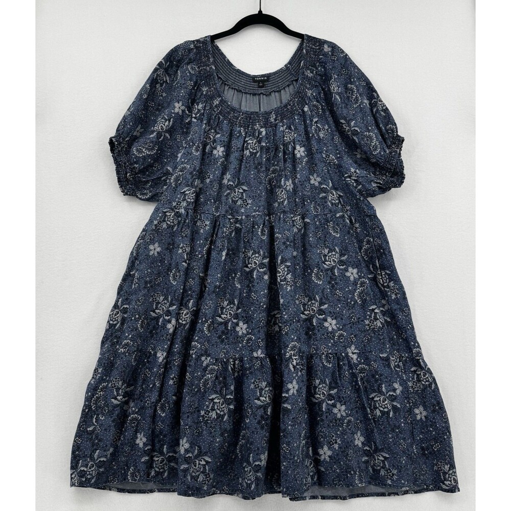 Torrid Floral Tiered Dress Size 1 Blue Lyocell Smocked Boho Cottagecore Western